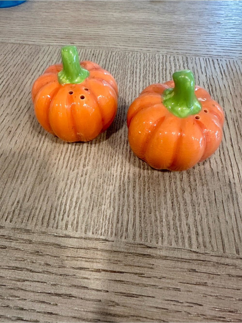Ceramic Pumpkin Salt and Pepper Shaker Set - Orange